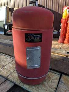 lot 154 image: Brinkman Gourmet Charcoal Smoker