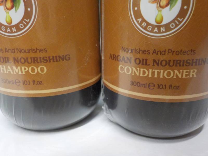 2 bottles Argan Diabella Shampoo an...