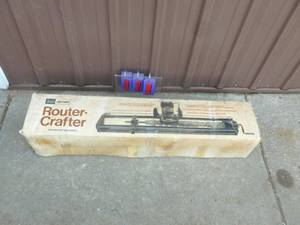 Wood lathe router crafter. Looks new in the box. As shown.