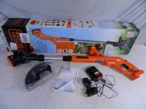 lot 26 image: New Black and Decker 20 volt Cordless String Trimmer  Weed Whip