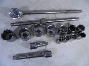 lot 45 image: 34 Inch Drive Socket Set