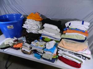lot 108 image: Large Lot of Towels, Rags, Tub, Etc