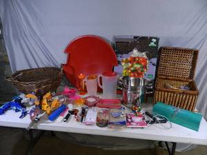 lot 109 image: Toys, Household, Baskets, Decoration, and More