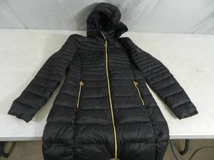 lot 146 image: Womens Medium Michael Kors Jacket