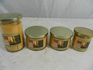lot 215 image: 4 New Candle-Lite Candles