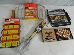 lot 228 image: New BBQ Grill Cooking Accessories