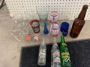 lot 11 image: Large Lot Of Collectible Glass