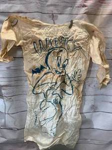lot 25 image: 1960s Winky Ghost Halloween Costume