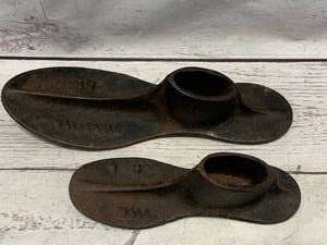 lot 50 image: Antique Cast Iron Lot Of Two Shoe Cobbler Forms
