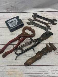 lot 110 image: Vintage Lot of Tools