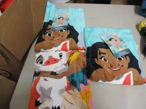 3 Mauna Beach Towels (28 x 58)...