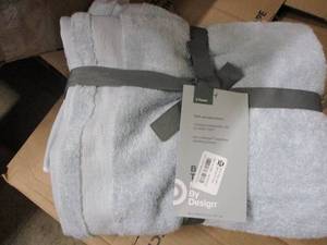 2 Bath Towels...