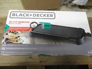 Black and Decker 20 x 11 Electric ...