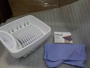 4 Dish Trays and Infuse Micro Fiber...
