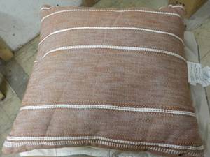24 sq Pillow...