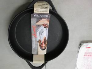 Chrissy Teigen Everyday Cast Iron P...