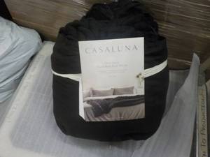 Catalua Oversize Hand Knit Bed Th...