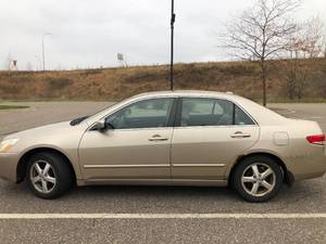 2004 Honda Accord EXL  2 OWNER FULLY LOADED  CLEAN CAR DRIVES GREAT  LOW RESERVE
