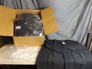 lot 43 image: 10 New Gray Universal Thread Open Cardigan Sweaters