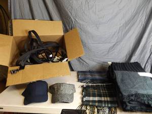 lot 47 image: New Mens Accessories