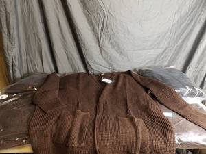 lot 64 image: 13 New Womens Universal Thread Open Cardigan Sweaters