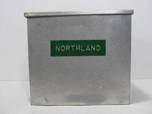 lot 93 image: Vintage Embossed aluminum NORTHLAND Dairy Milk BoxCooler