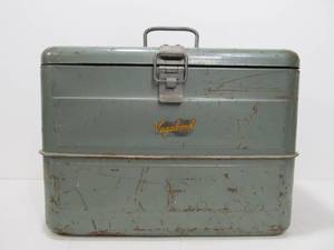 lot 132 image: Vintage 1950s VAGABOND Metal Cooler