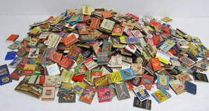 lot 105 image: LARGE Collection of Old Vintage Matchbooks & Matchbook Covers