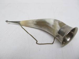 lot 110 image: Vintage Hand Made Silver Clad Powder Horn