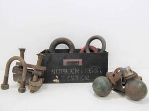 lot 203 image: Lot of Large Heavy Duty Vintage Industrial Hooks Hitches etc