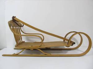 lot 243 image: Nice Vintage Childs Size Bentwood Snow Sled