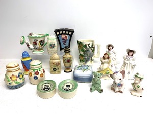 lot 164 image: Large Lot of Vintage California Art Pottery Japan etc