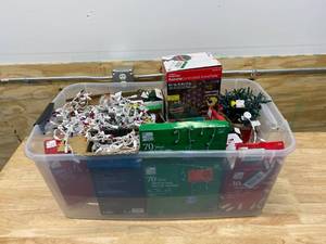 lot 22 image: Lot of Various Christmas Lights