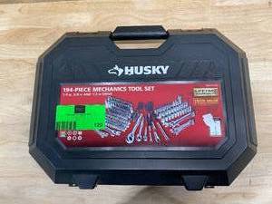 lot 120 image: HUSKY Mechanics Tool Set (194-Piece)