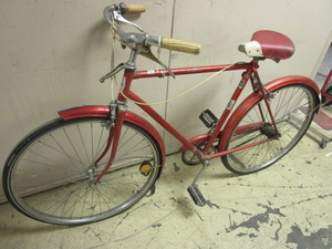 VINTAGE HUFFY SPORTSMAN BICYCLE, MADE IN ENGLAND