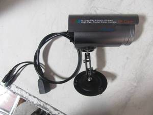lot 6 image: Canscam IP Camera 