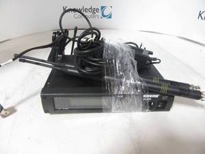 lot 27 image: SHURE XLXP4 with antennas, assessories