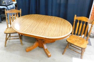 KITCHEN TABLECHAIRS