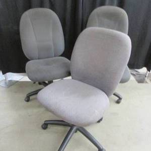 PADDED OFFICE CHAIRS