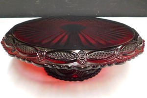AVON CAPE COD-FOOTED PEDESTAL