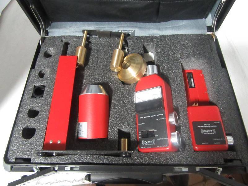 lot 28 image: Octave Band Filter OB-45