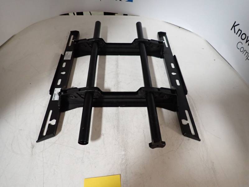 lot 82 image: Chief MTMP1U TV Wall Mount