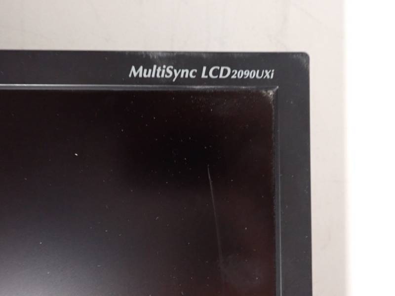 lot 92 image: NEC &nbspLCD2090UXi-BK