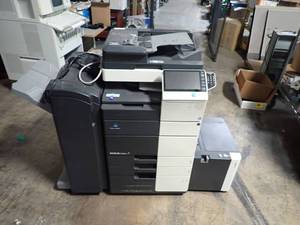 lot 1 image: HP Konica Minolta Bizhub C554e Printer