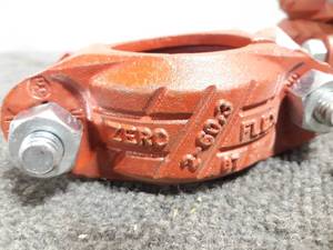 lot 425 image: (6) Victaulic Zero-Flex 2 Pipe Couplers