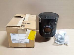 lot 68 image: Gardner Denver Filter Housing w Filter