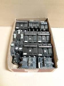 lot 22 image: Assorted Circuit Breakers