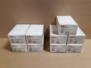 lot 89 image: (9) Cases GC White Dual 4-Conductor & F-F Coaxial Wall Plates