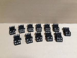 lot 97 image: (12) 11-Pin Relay Bases