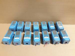 lot 12 image: (14) Johnson Controls Pressure Controls
